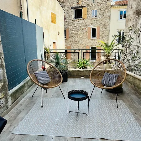 Lavande Et Jasmin Apartment *